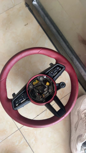 Porsche 991 Steering Wheel