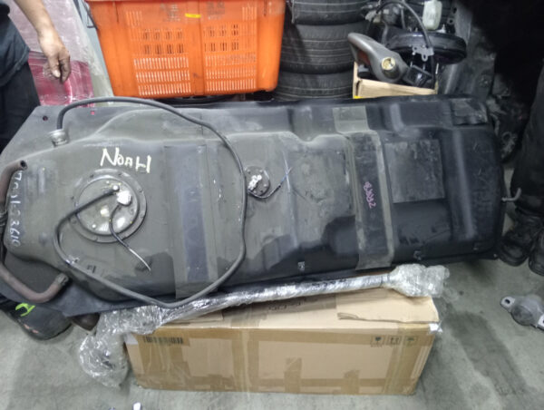 Toyota Noah Fuel Tank