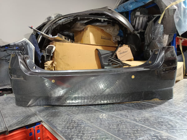 Toyota Wish ZGE20G Rear Bumper Assembly