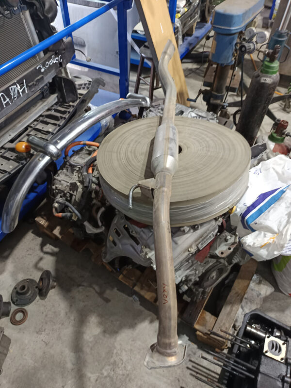 Toyota Voxy 80 Series Hybrid Si Original Muffler