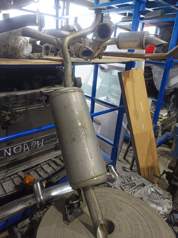 Toyota Prius+ Muffler Rear Piece