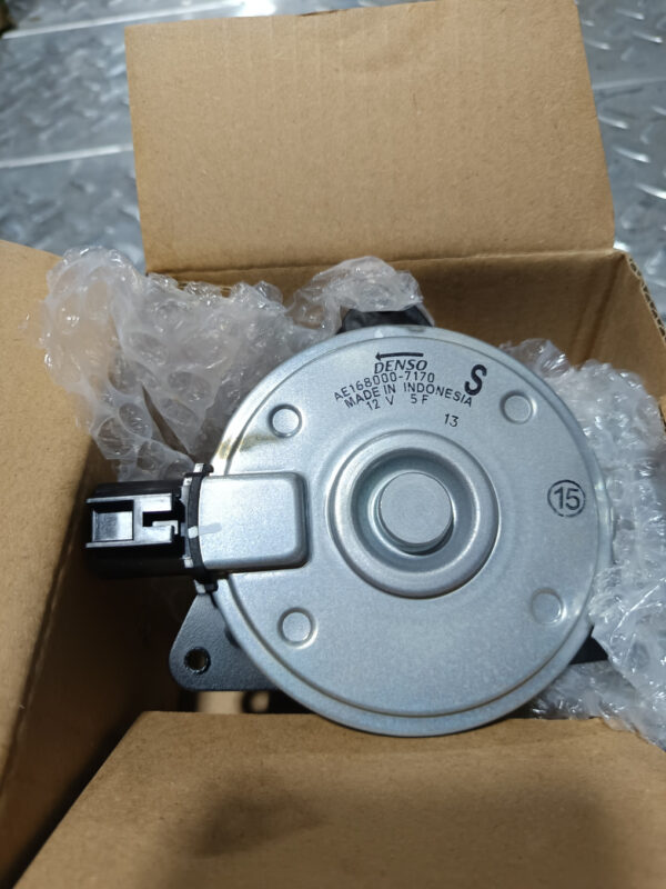 Toyota Prius Radiator Fan Motor Denso 168000-7170