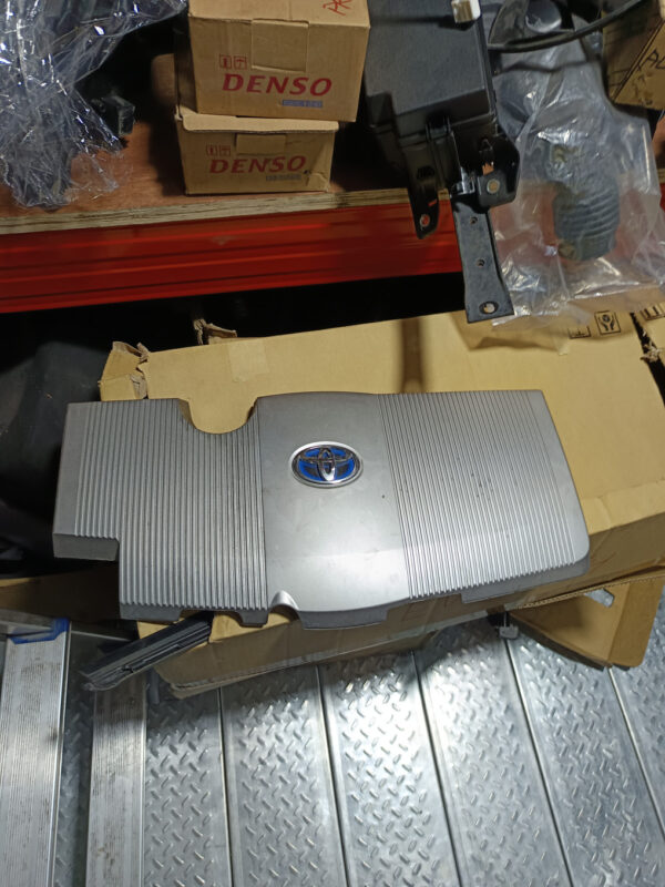 Toyota Prius Hybrid Engine Cover 2016