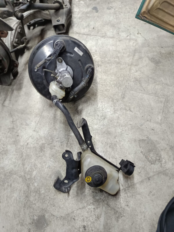 Toyota Wish Brake Master Pump Set