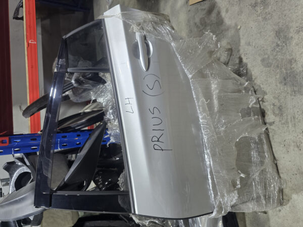 Toyota Prius Door LH