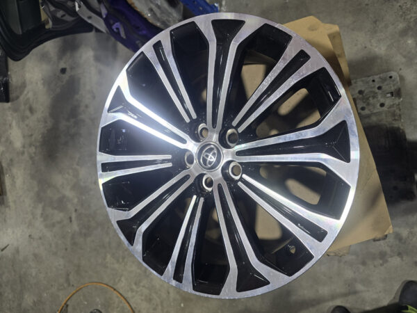Toyota Altis Wheel/Rim x2