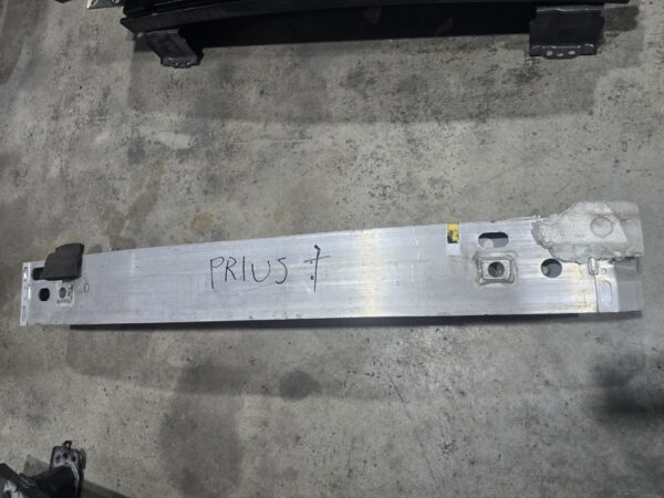 Toyota Prius+ Reinforcement