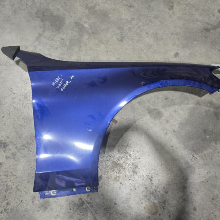 Mercedes-Benz E63 Fender RH