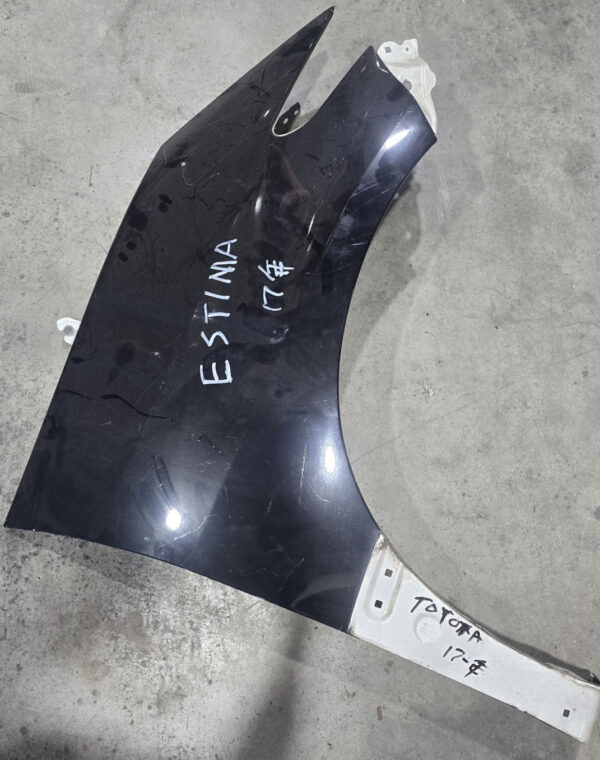 Toyota Estima Fender RH