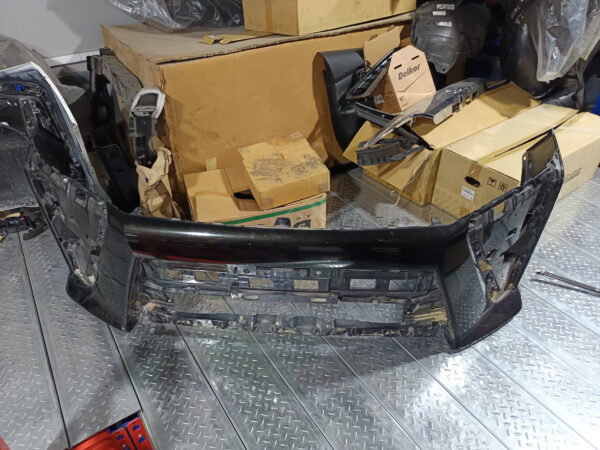 Toyota Voxy Front Bumper Black ZWR80W/ZRR80W/ZRR85W